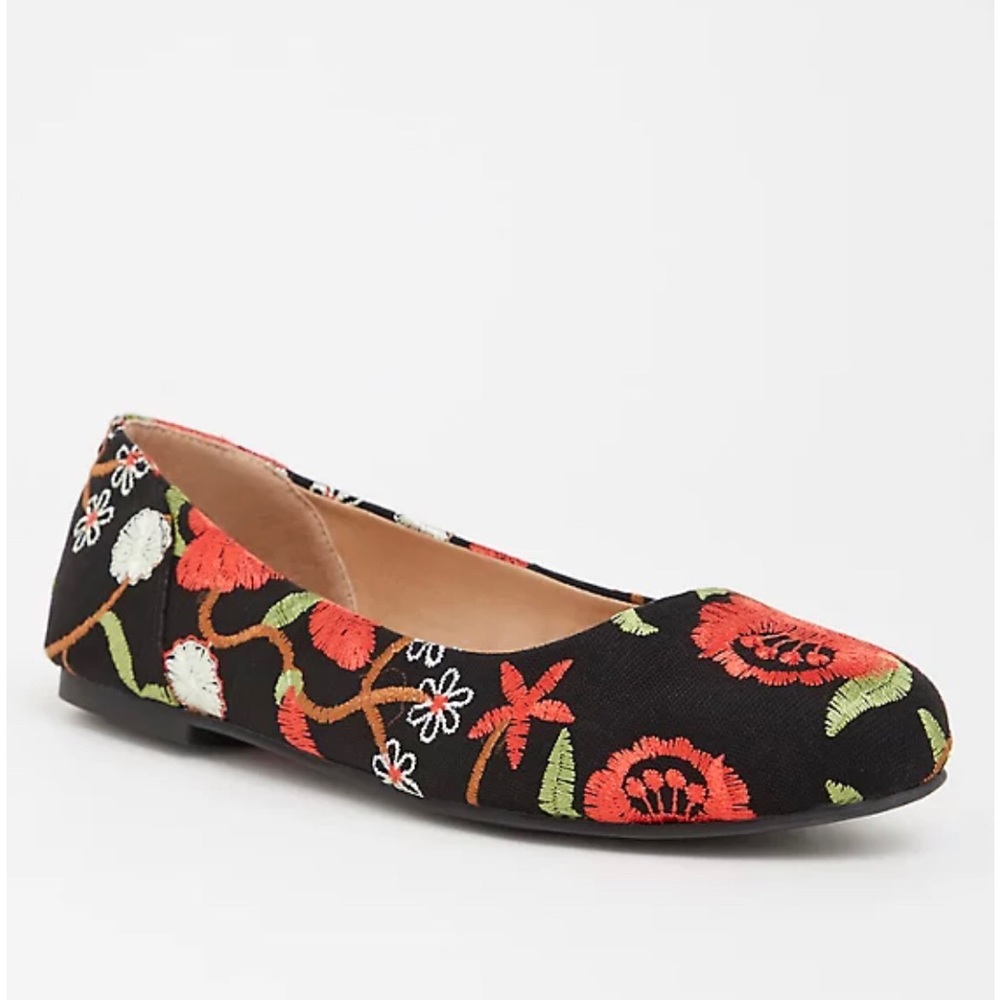TORRID EMBROIDERED ALMOND TOE FLAT (WIDE WIDTH)
